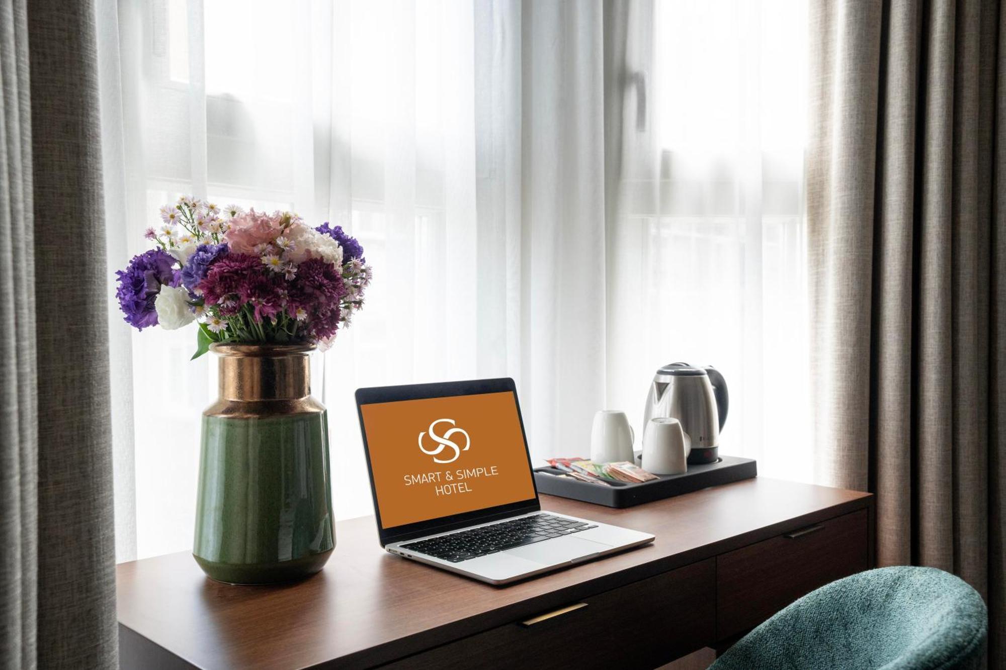 Smart And Simple Hotel Karakoy Истанбул Екстериор снимка