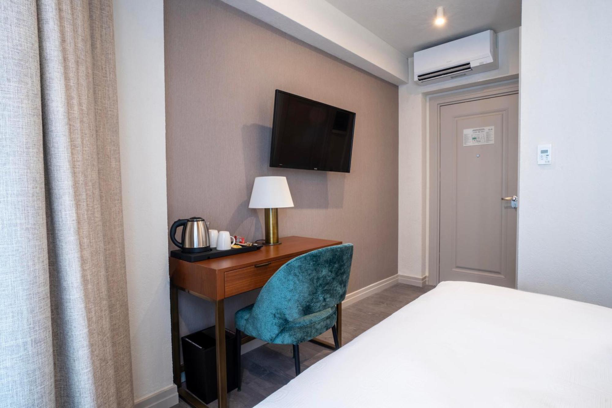 Smart And Simple Hotel Karakoy Истанбул Екстериор снимка