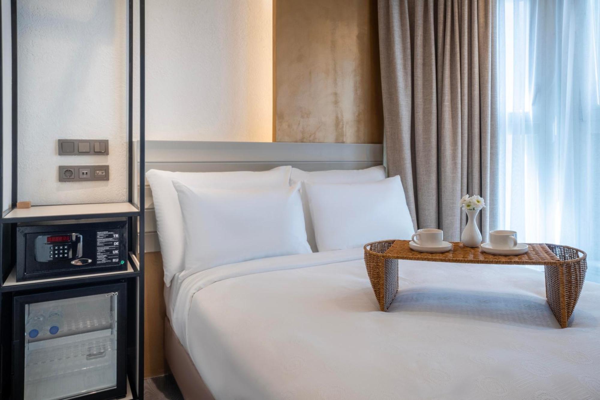 Smart And Simple Hotel Karakoy Истанбул Екстериор снимка